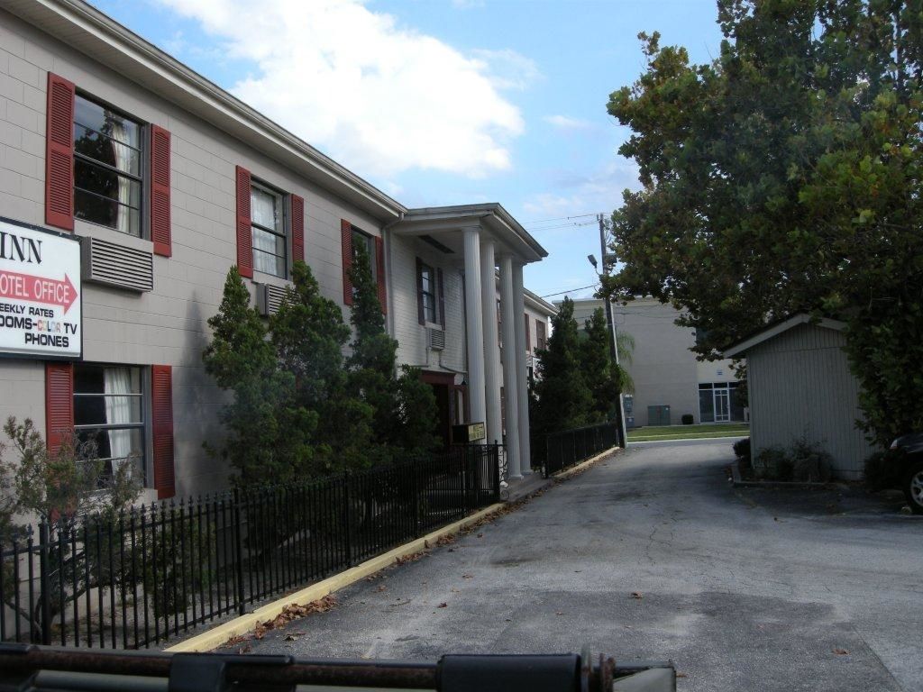 Relax Inn Lakeland Exterior photo